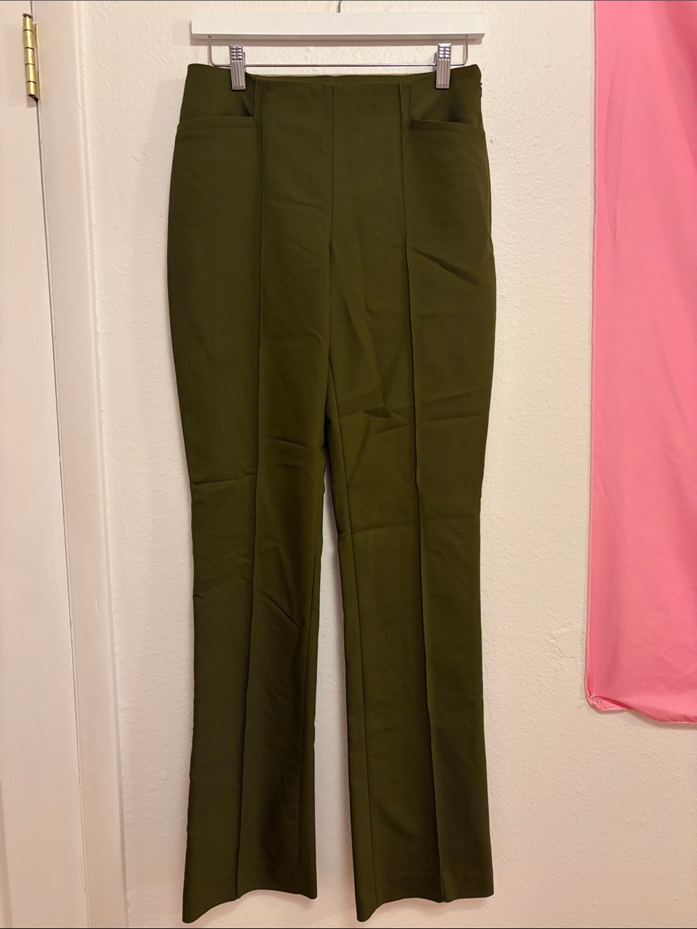 EXPRESS Stretch Columnist Barely Boot Mid Rise Long Green Work Dress Pants 👖